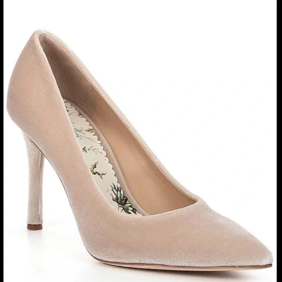 Antonio Melani x Nicola Bathie Bonnie Velvet Pumps - Picture 1 of 4